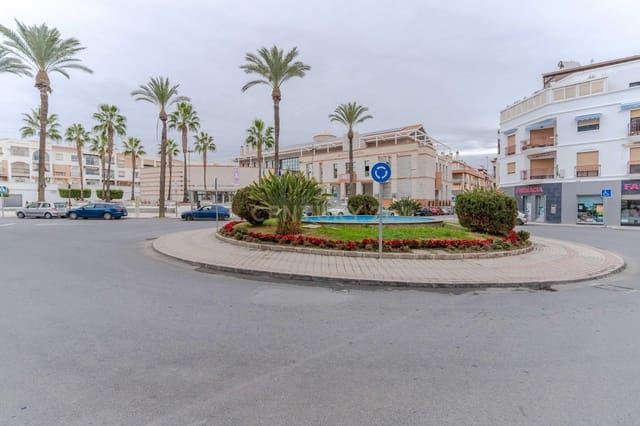 Garage til salg i Salobreña - € 11.900 (Ref: 9357225)