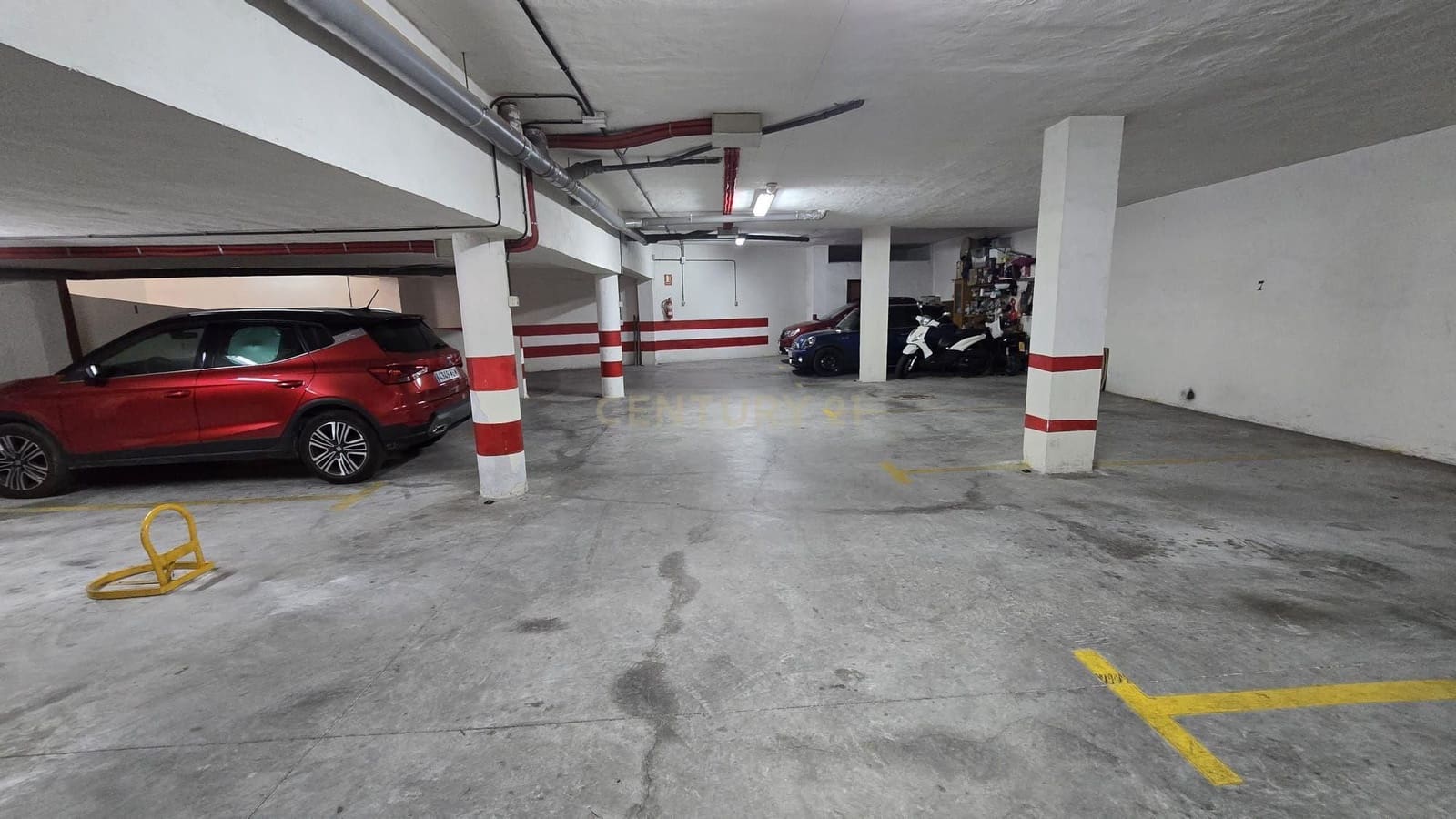 Garage til salg i Salobrena - € 11.900 (Ref: 9357431)