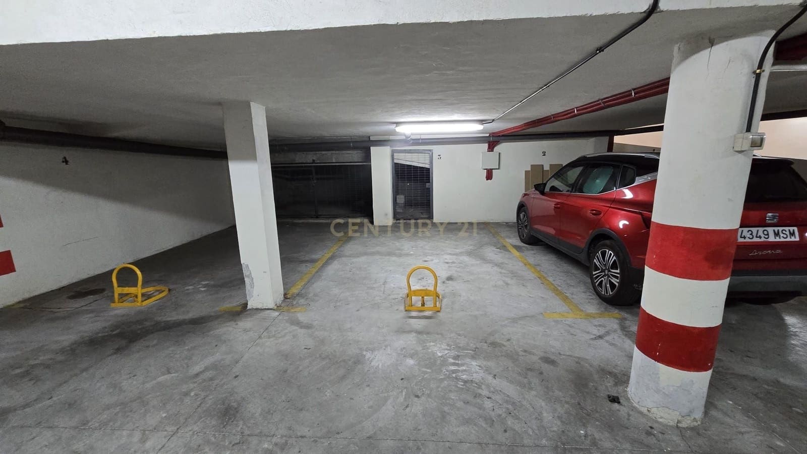 Garage til salg i Salobrena - € 11.900 (Ref: 9357431)