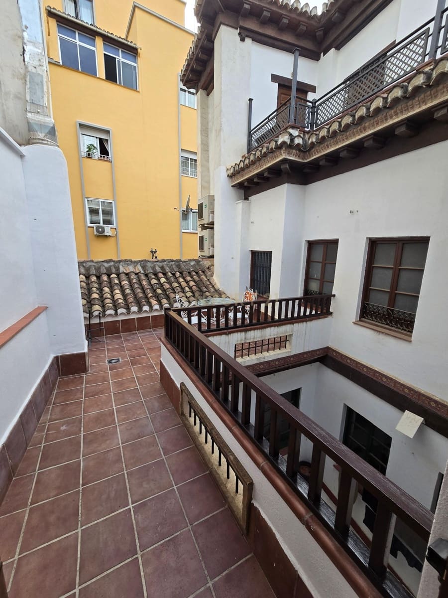 1 sypialnia Loft do wynajęcia w Miasto Grenada - 890 € (Ref: 9360501)