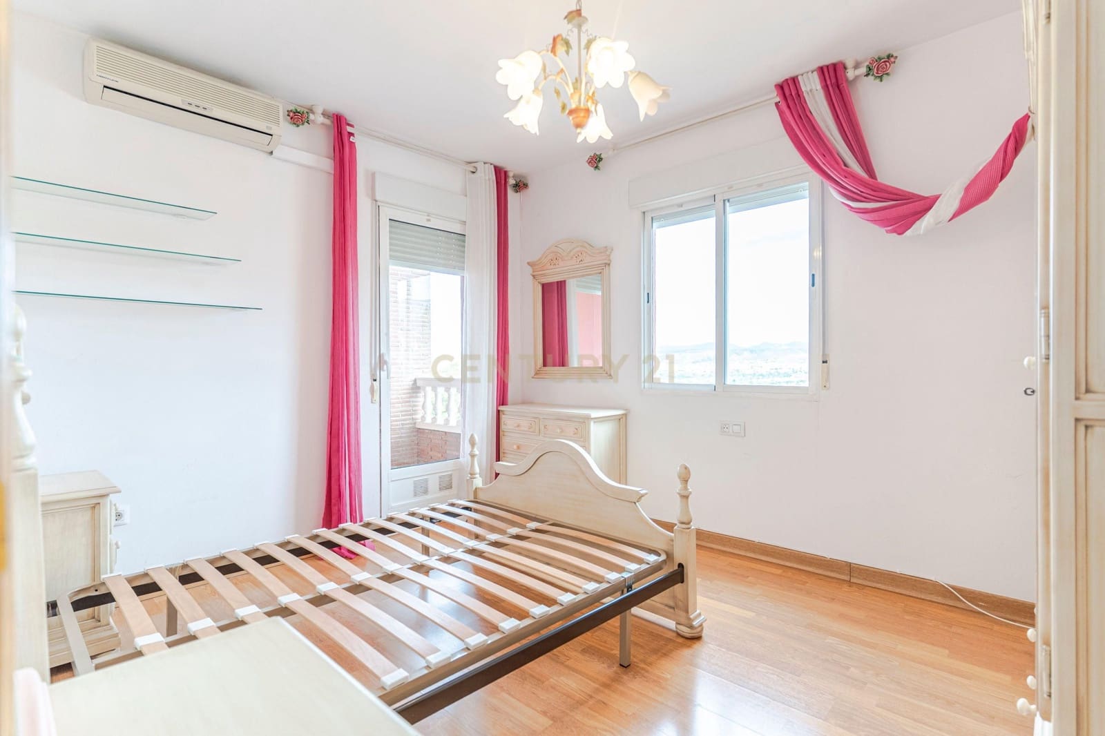 3 soverom Hus til salgs i Gojar - € 370 000 (Ref: 9361007)