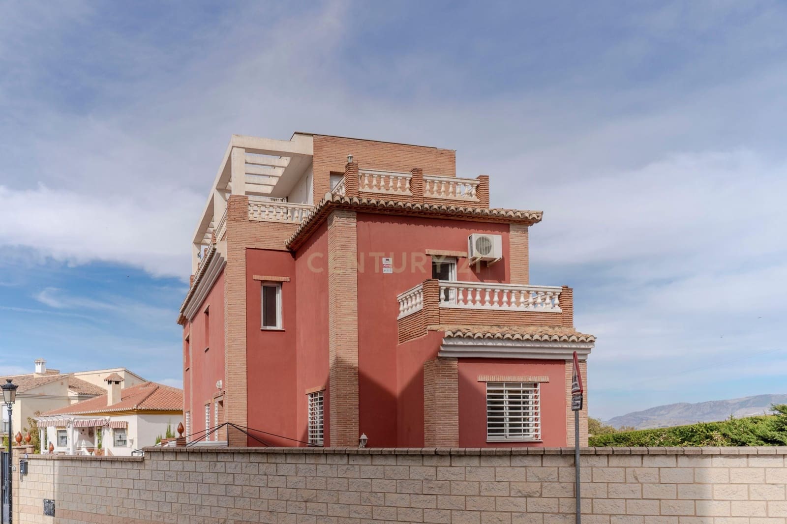 3 soverom Hus til salgs i Gojar - € 370 000 (Ref: 9361007)