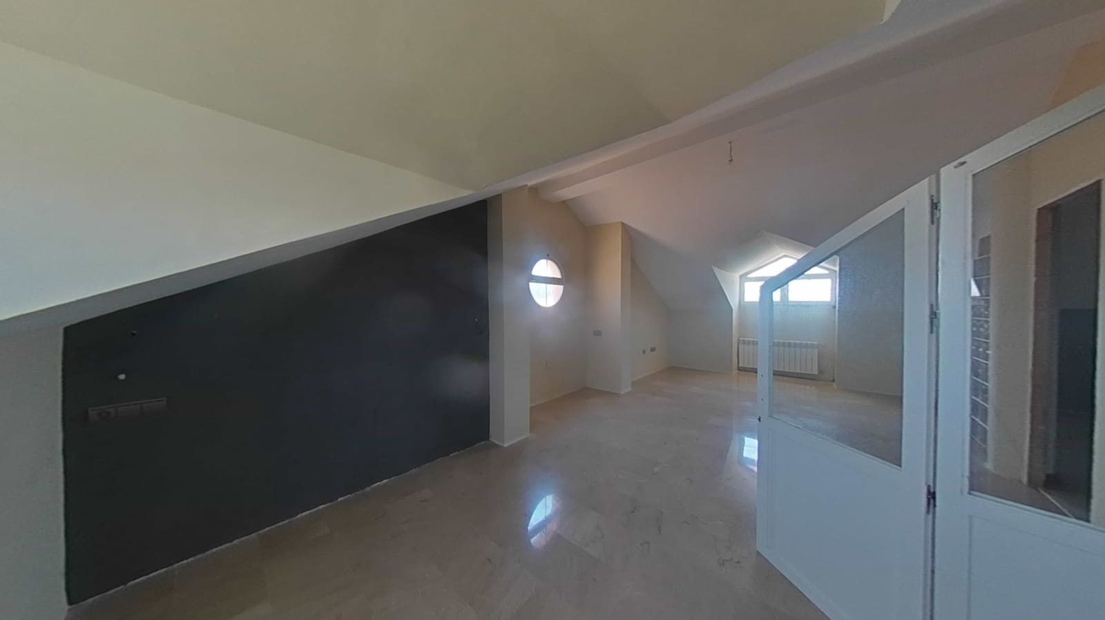 4 soveværelse Lejlighed til salg i Monachil med garage - € 290.000 (Ref: 9363224)