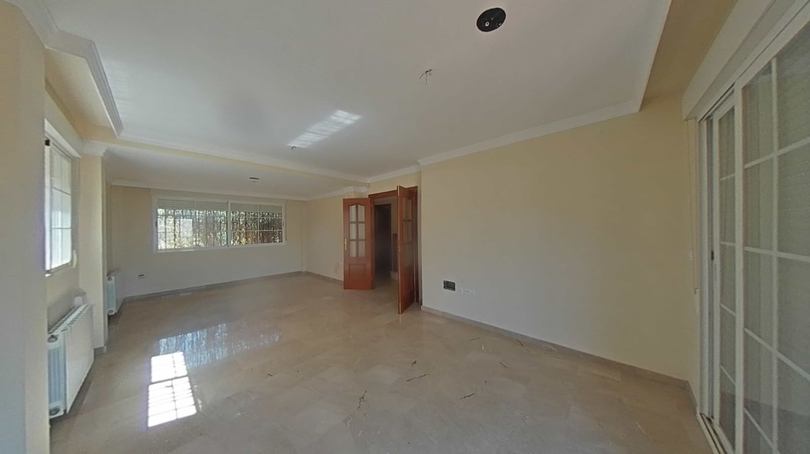 4 soveværelse Lejlighed til salg i Monachil med garage - € 290.000 (Ref: 9363224)