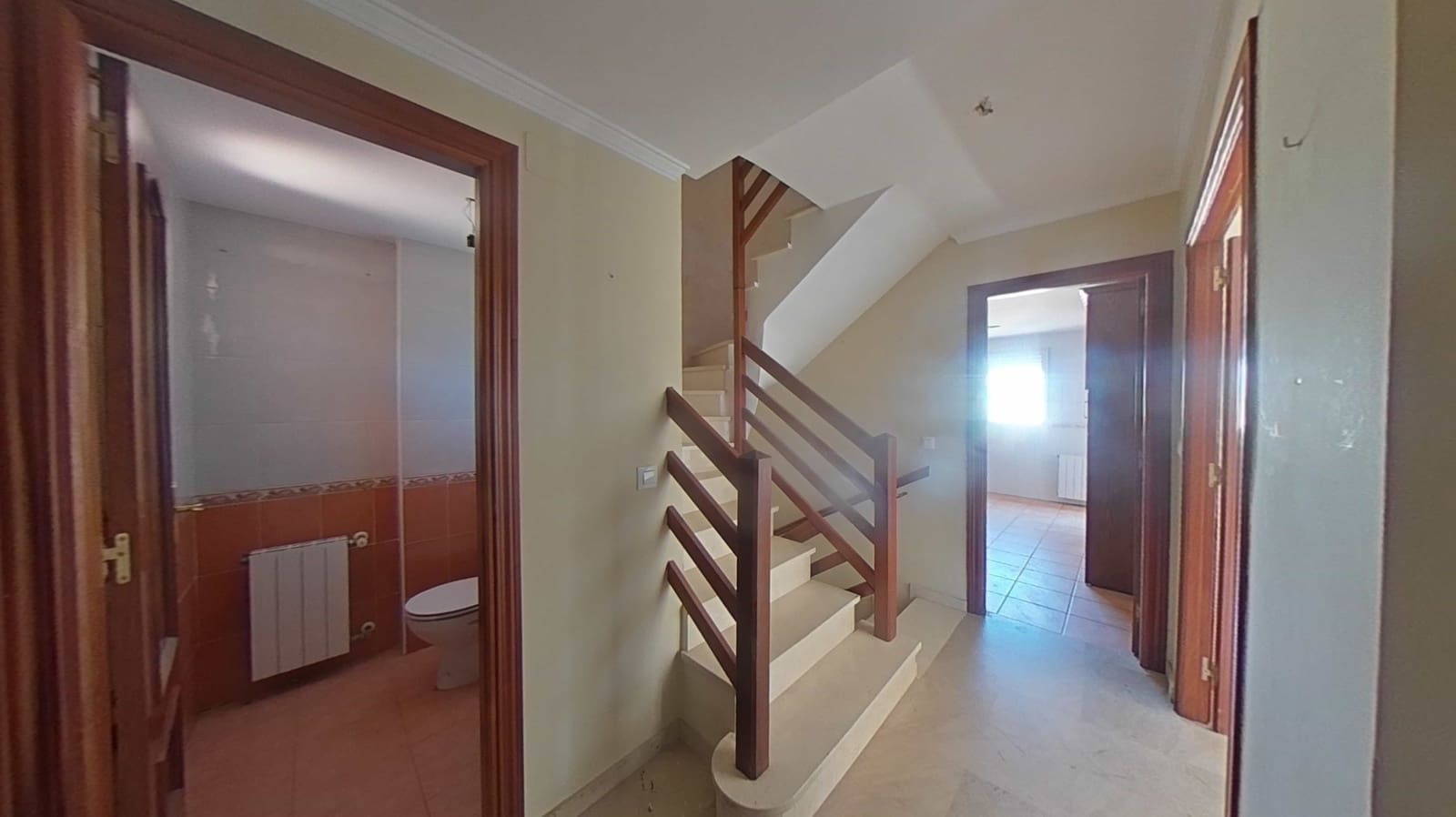 4 soveværelse Lejlighed til salg i Monachil med garage - € 290.000 (Ref: 9363224)