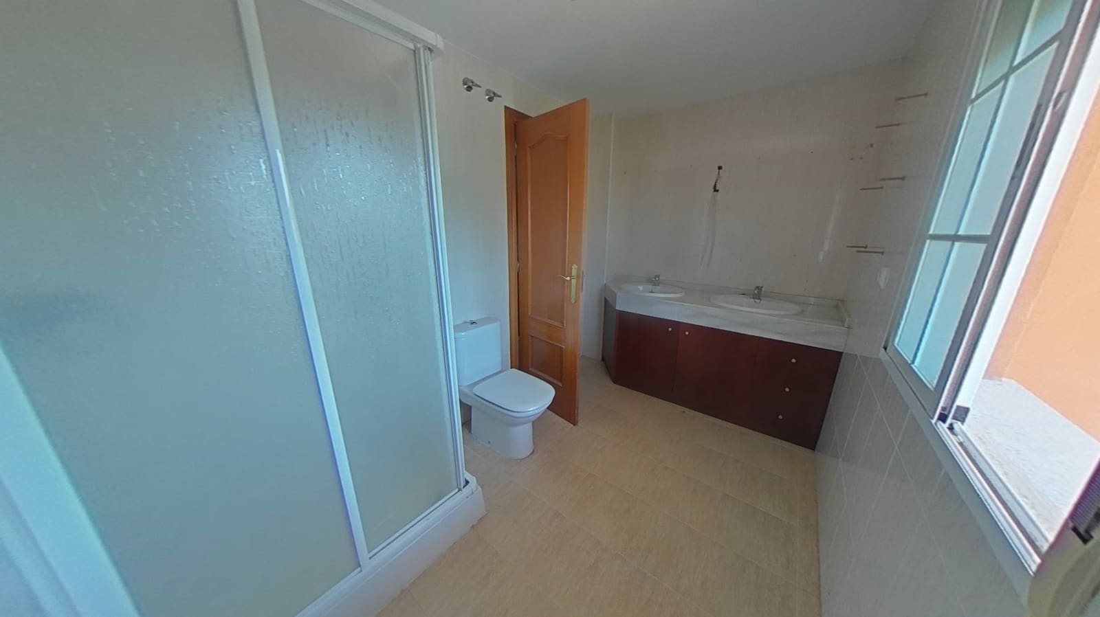 4 soveværelse Lejlighed til salg i Monachil med garage - € 290.000 (Ref: 9363224)