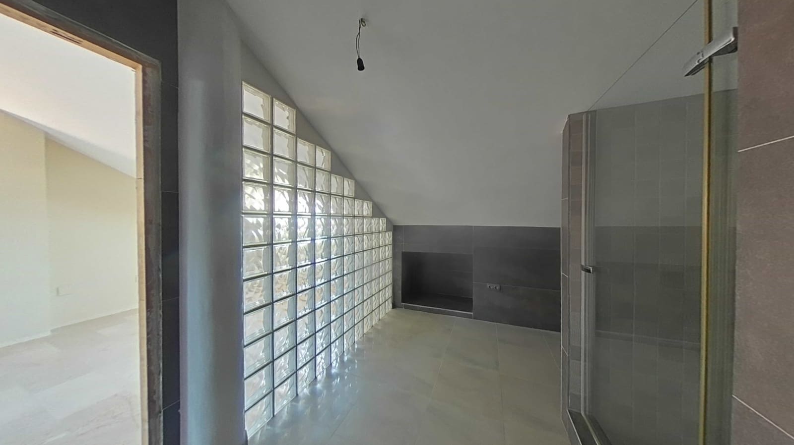 4 soveværelse Lejlighed til salg i Monachil med garage - € 290.000 (Ref: 9363224)