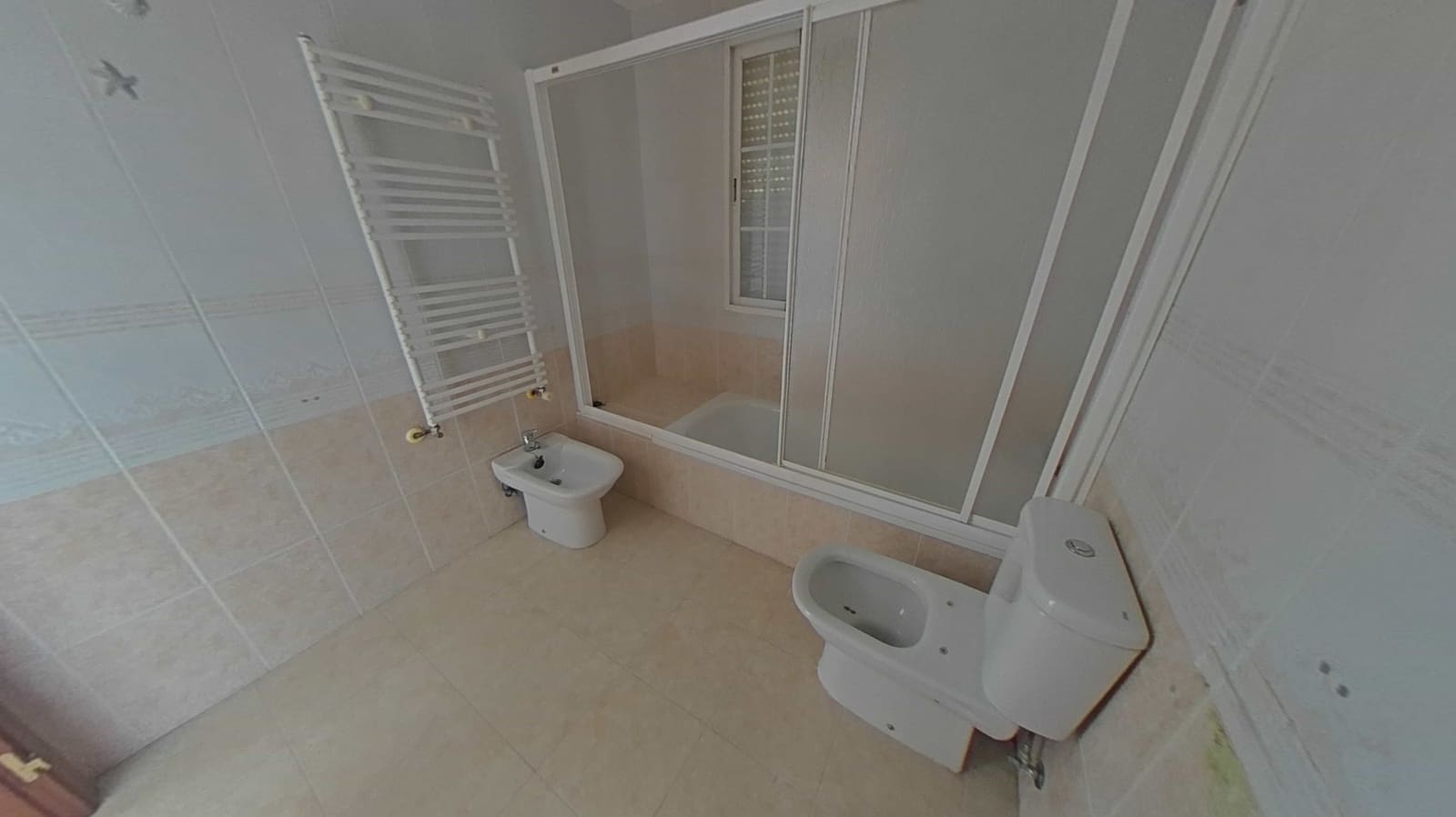 4 soveværelse Lejlighed til salg i Monachil med garage - € 290.000 (Ref: 9363224)