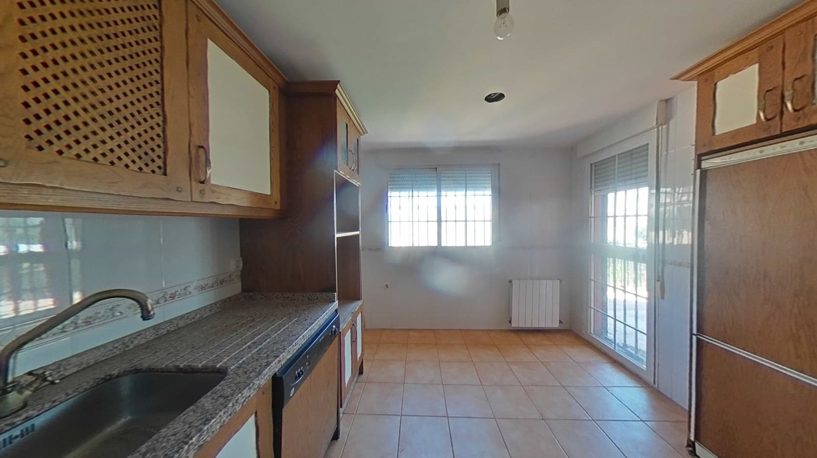 4 soveværelse Lejlighed til salg i Monachil med garage - € 290.000 (Ref: 9363224)