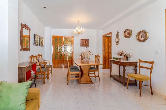 Casa de 5 habitaciones en Murtas en venta - 120.000 € (Ref: 9363453)