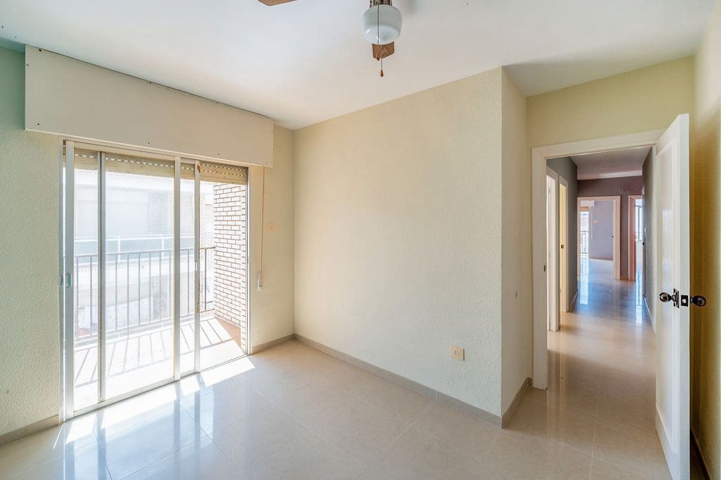 4 soveværelse Lejlighed til salg i Salobrena - € 137.000 (Ref: 9383115)