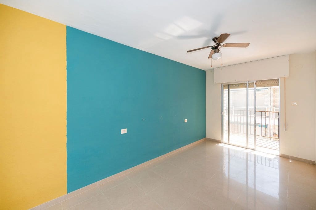 4 soveværelse Lejlighed til salg i Salobrena - € 137.000 (Ref: 9383115)