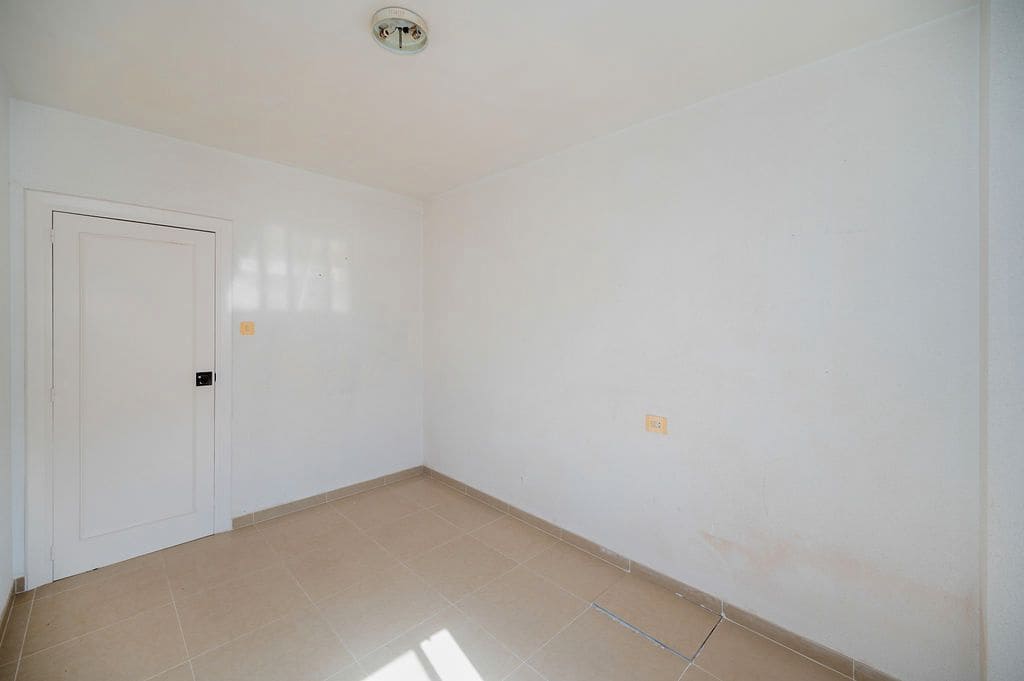 4 soveværelse Lejlighed til salg i Salobrena - € 137.000 (Ref: 9383115)