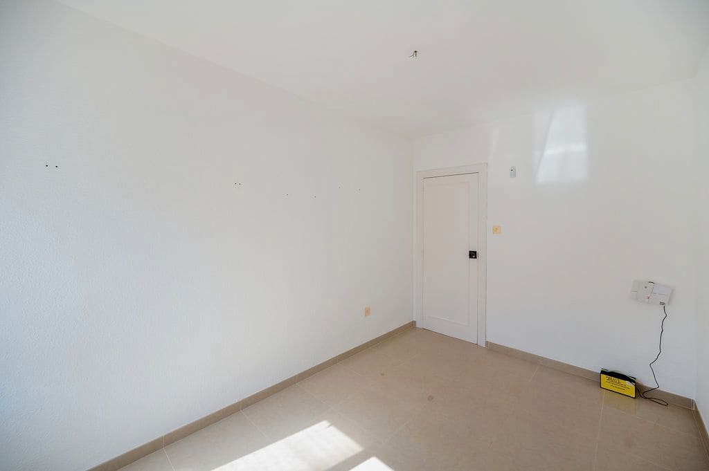 4 soveværelse Lejlighed til salg i Salobrena - € 137.000 (Ref: 9383115)