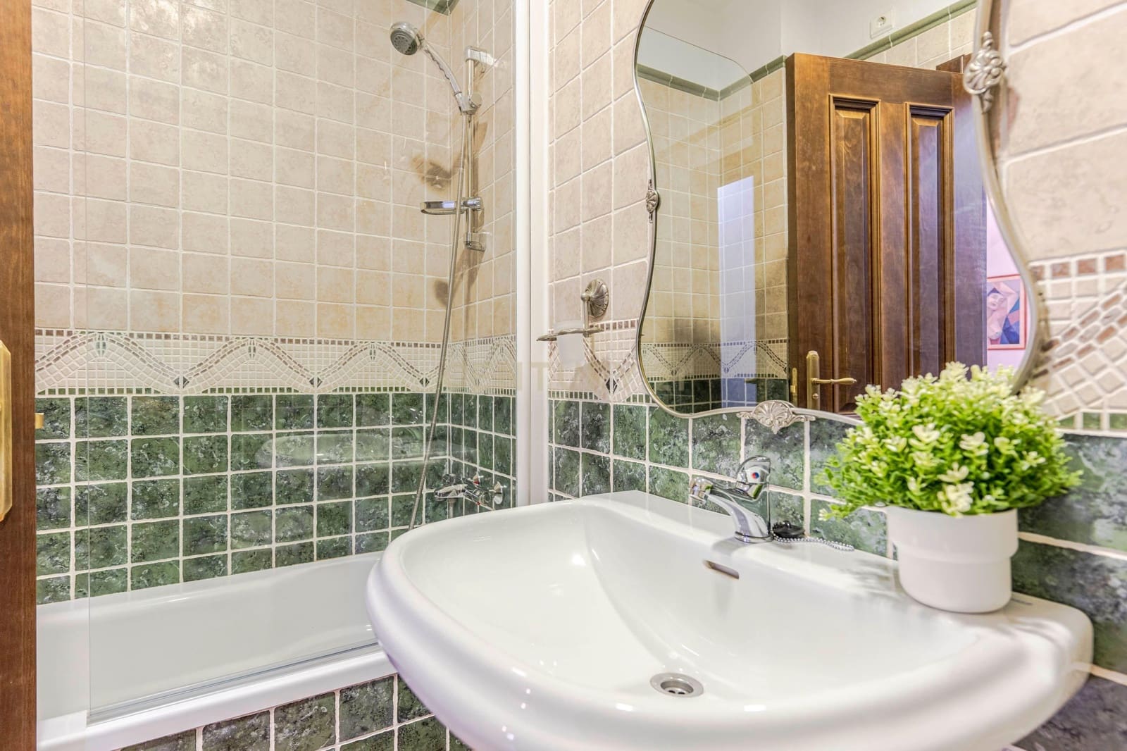 4 bedroom Townhouse for sale in Jerez del Marquesado - € 199,000 (Ref: 9384849)