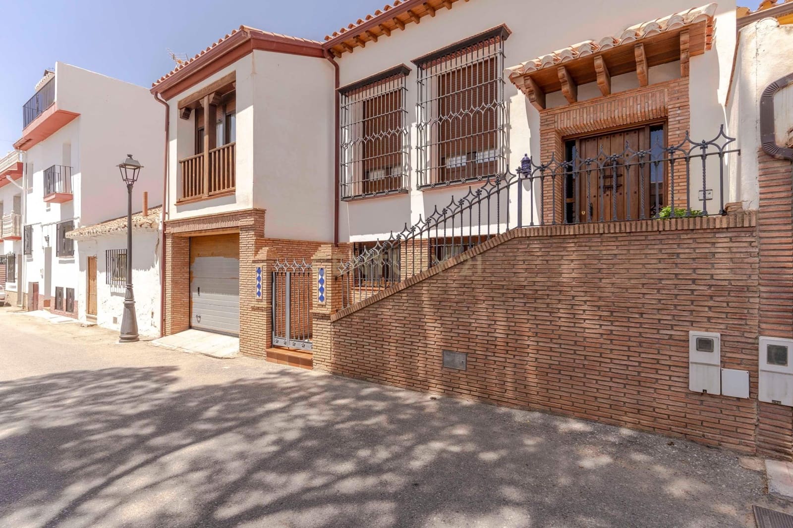 4 bedroom Townhouse for sale in Jerez del Marquesado - € 199,000 (Ref: 9384849)
