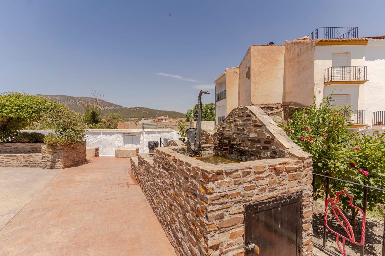 4 bedroom Townhouse for sale in Jerez del Marquesado - € 199,000 (Ref: 9384849)