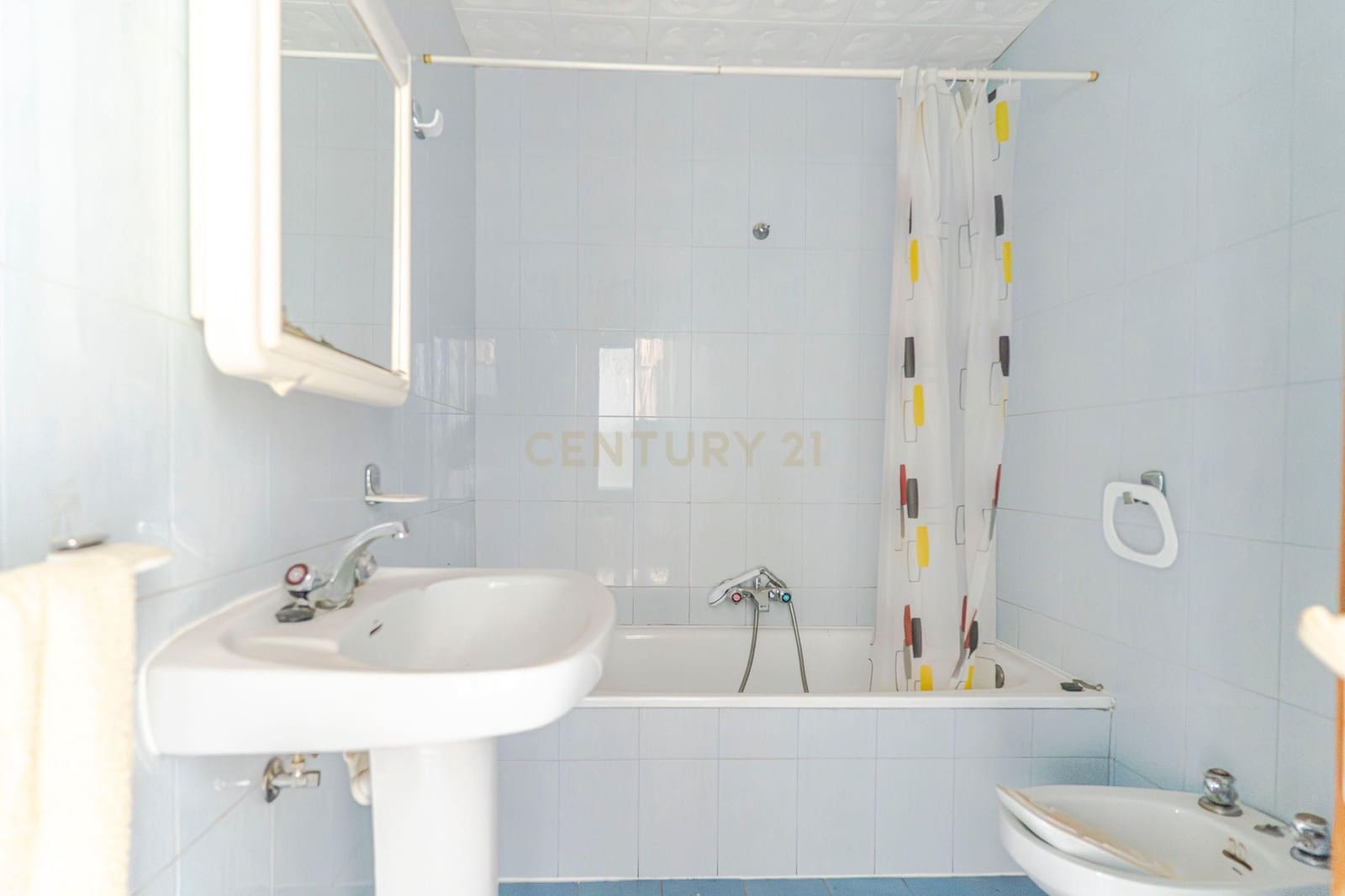 4 soveværelse Finca/Landehus til salg i Cadiar - € 70.000 (Ref: 9386010)