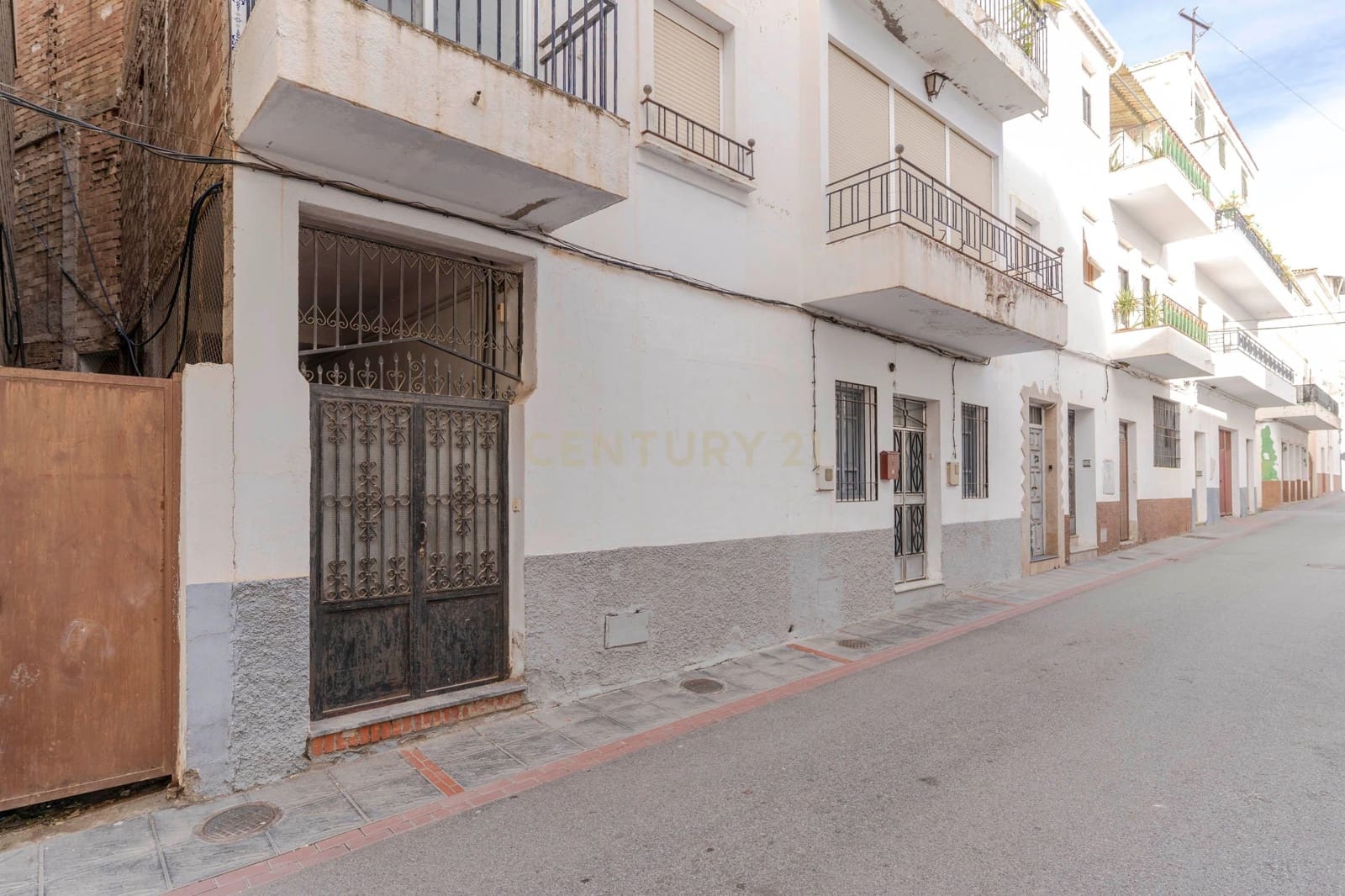 4 soveværelse Finca/Landehus til salg i Cadiar - € 70.000 (Ref: 9386010)