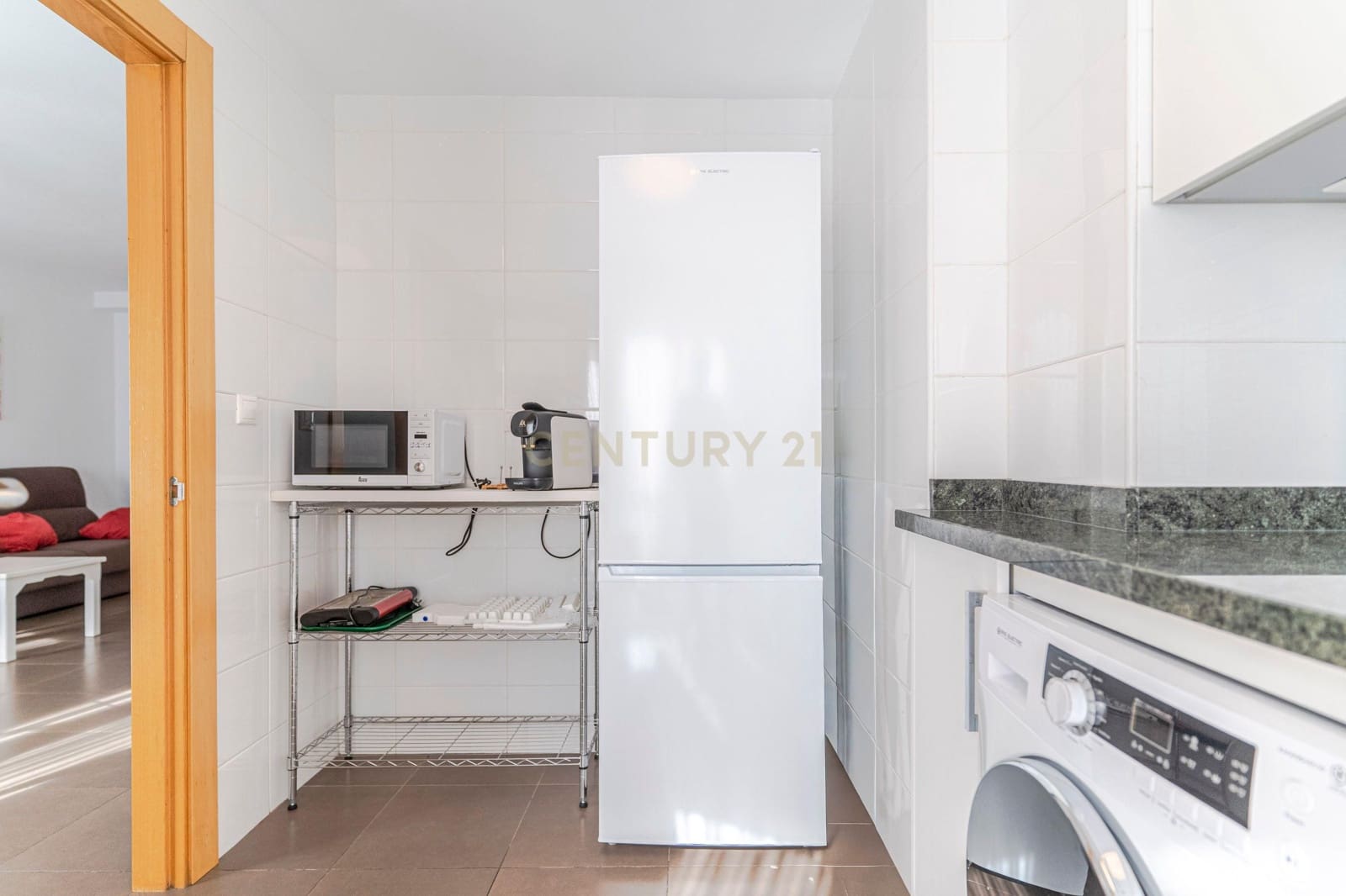 2 bedroom Flat for sale in Salobrena with pool - € 175,000 (Ref: 9388774)