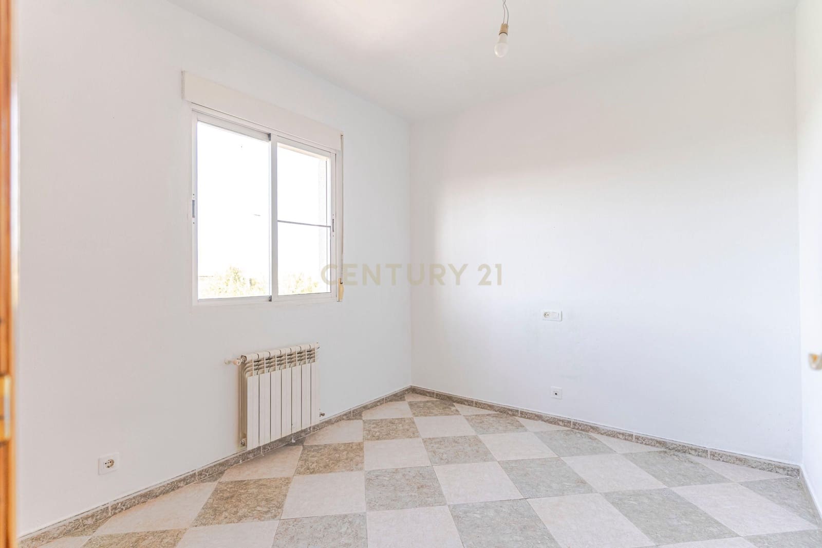 3 soveværelse Byhus til salg i Fuente Vaqueros - € 145.000 (Ref: 9388776)