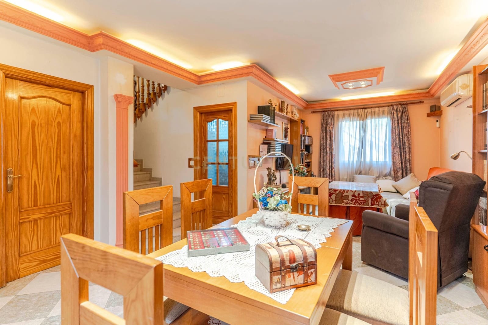 3 soveværelse Byhus til salg i Fuente Vaqueros - € 145.000 (Ref: 9388776)