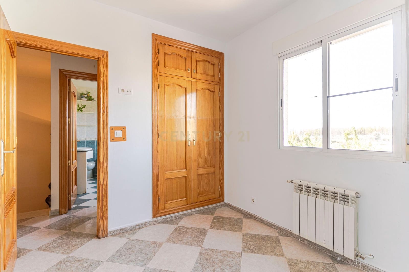 3 soveværelse Byhus til salg i Fuente Vaqueros - € 145.000 (Ref: 9388776)