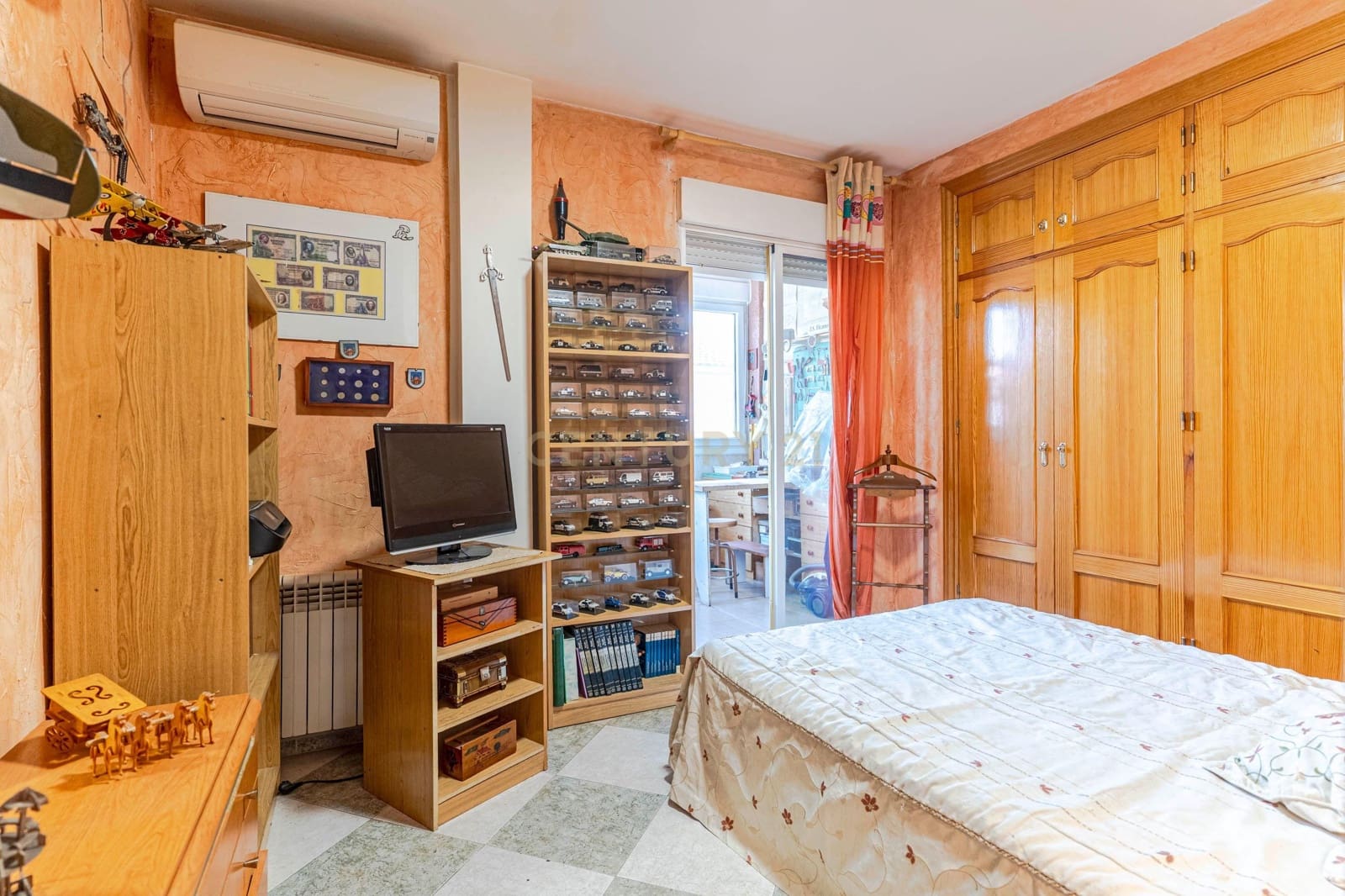 3 soveværelse Byhus til salg i Fuente Vaqueros - € 145.000 (Ref: 9388776)