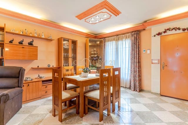 3 soveværelse Byhus til salg i Fuente Vaqueros - € 145.000 (Ref: 9388776)