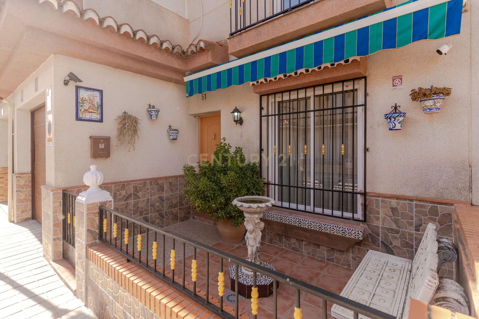 3 soveværelse Byhus til salg i Fuente Vaqueros - € 145.000 (Ref: 9388776)