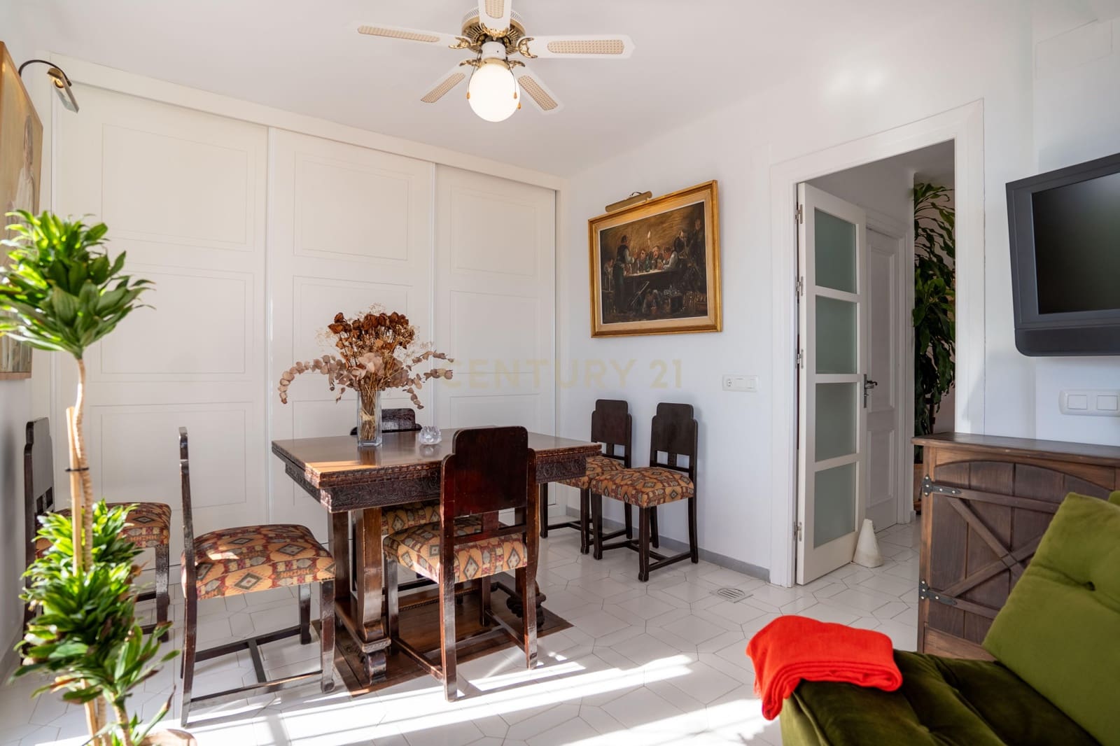 3 bedroom Apartment for rent in Nerja - € 2,000 (Ref: 9389939)