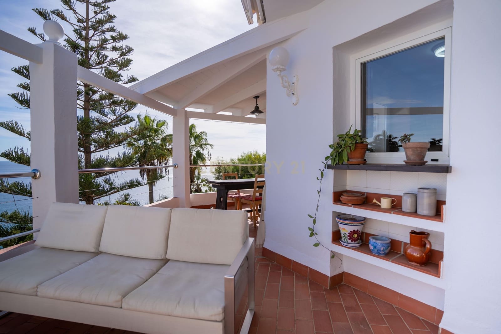 3 bedroom Apartment for rent in Nerja - € 2,000 (Ref: 9389939)