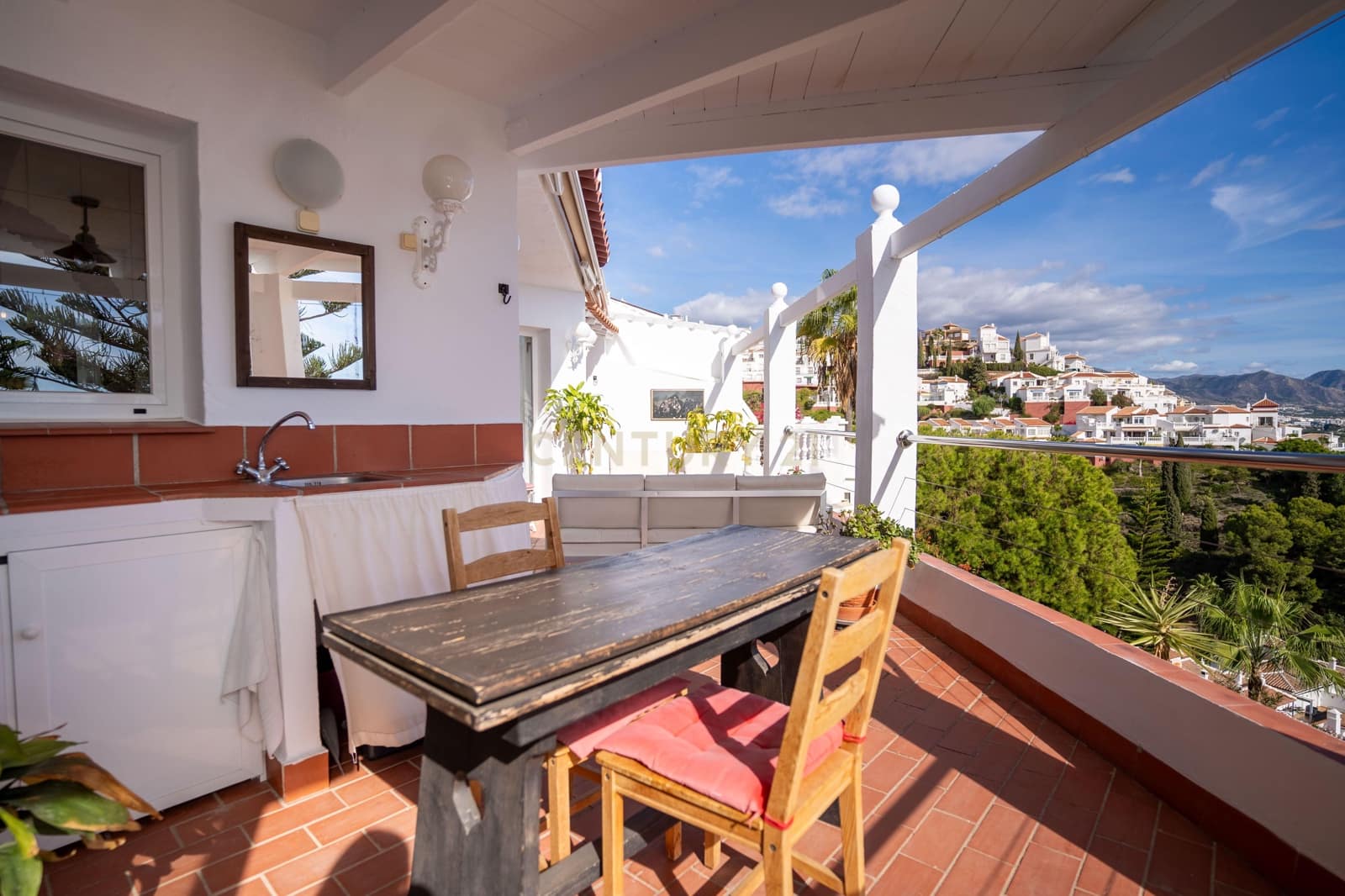 3 bedroom Apartment for rent in Nerja - € 2,000 (Ref: 9389939)