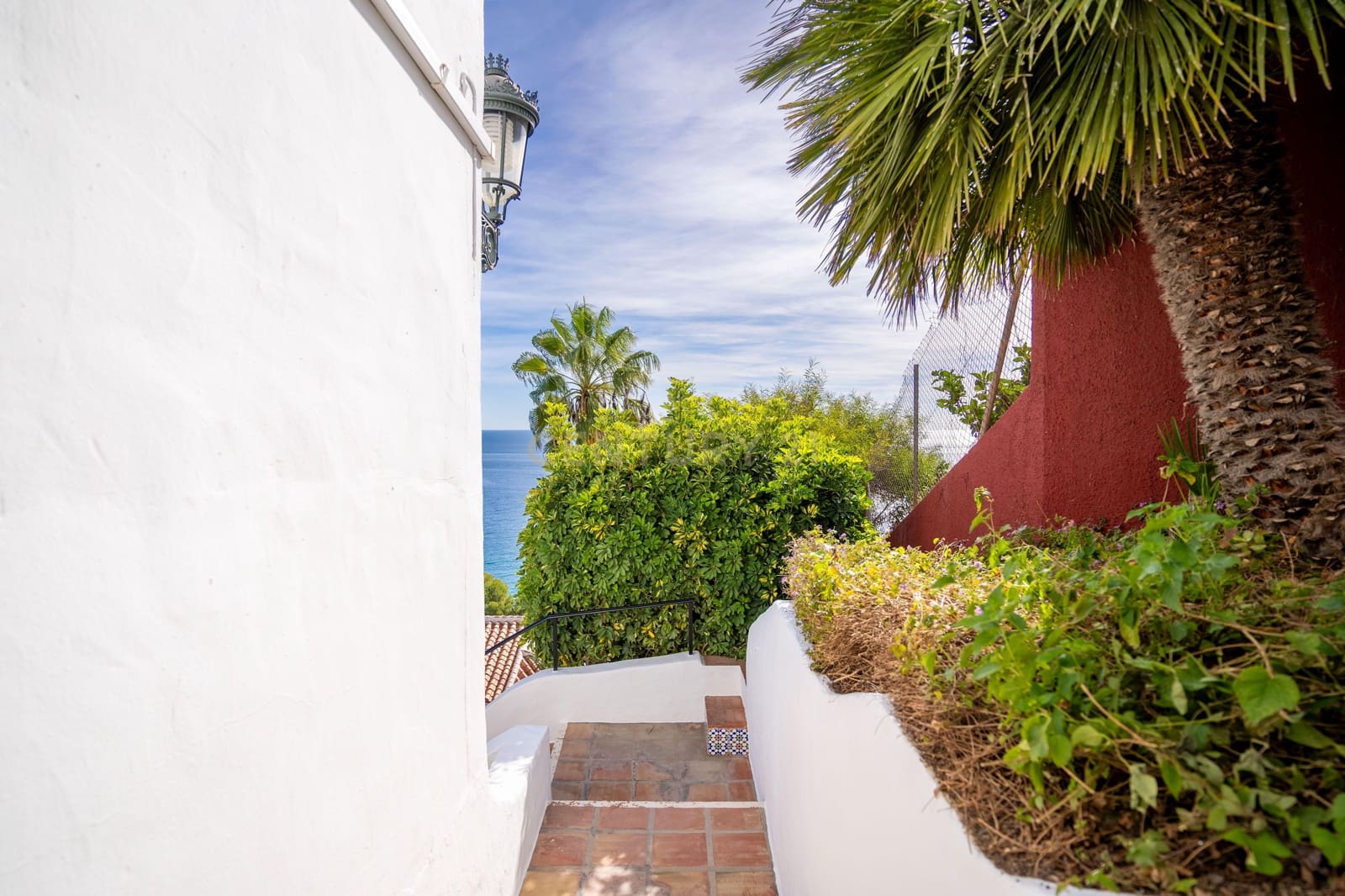 3 bedroom Apartment for rent in Nerja - € 2,000 (Ref: 9389939)