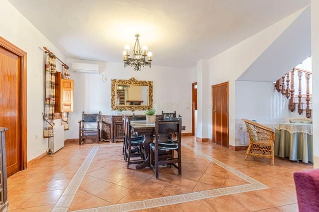 7 soveværelse Villa til salg i Orgiva med swimmingpool garage - € 450.000 (Ref: 9390145)