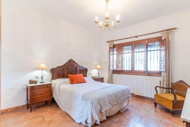 7 soveværelse Villa til salg i Orgiva med swimmingpool garage - € 450.000 (Ref: 9390145)