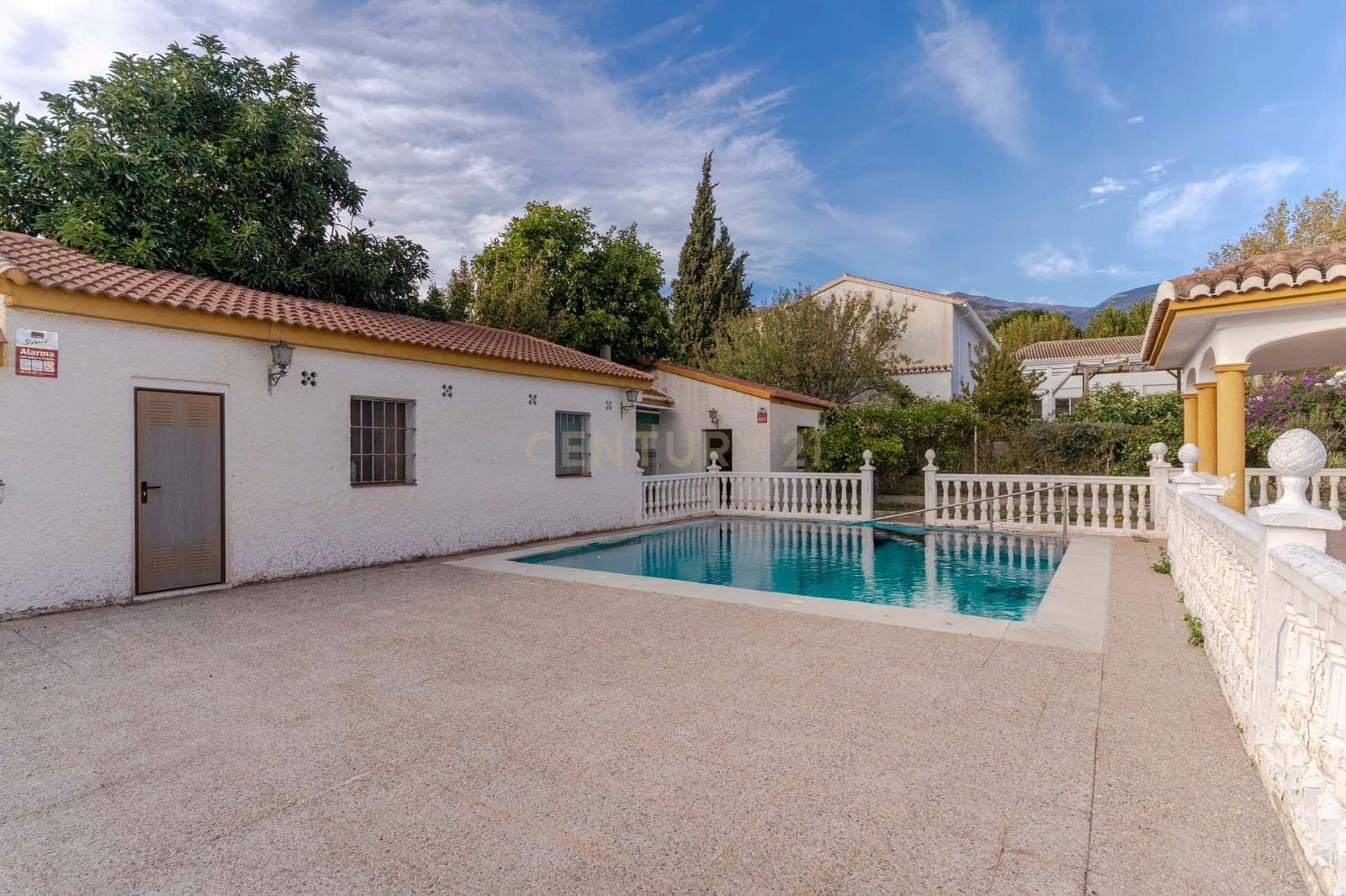 7 slaapkamer Villa te koop in Orgiva met zwembad garage - € 450.000 (Ref: 9390145)