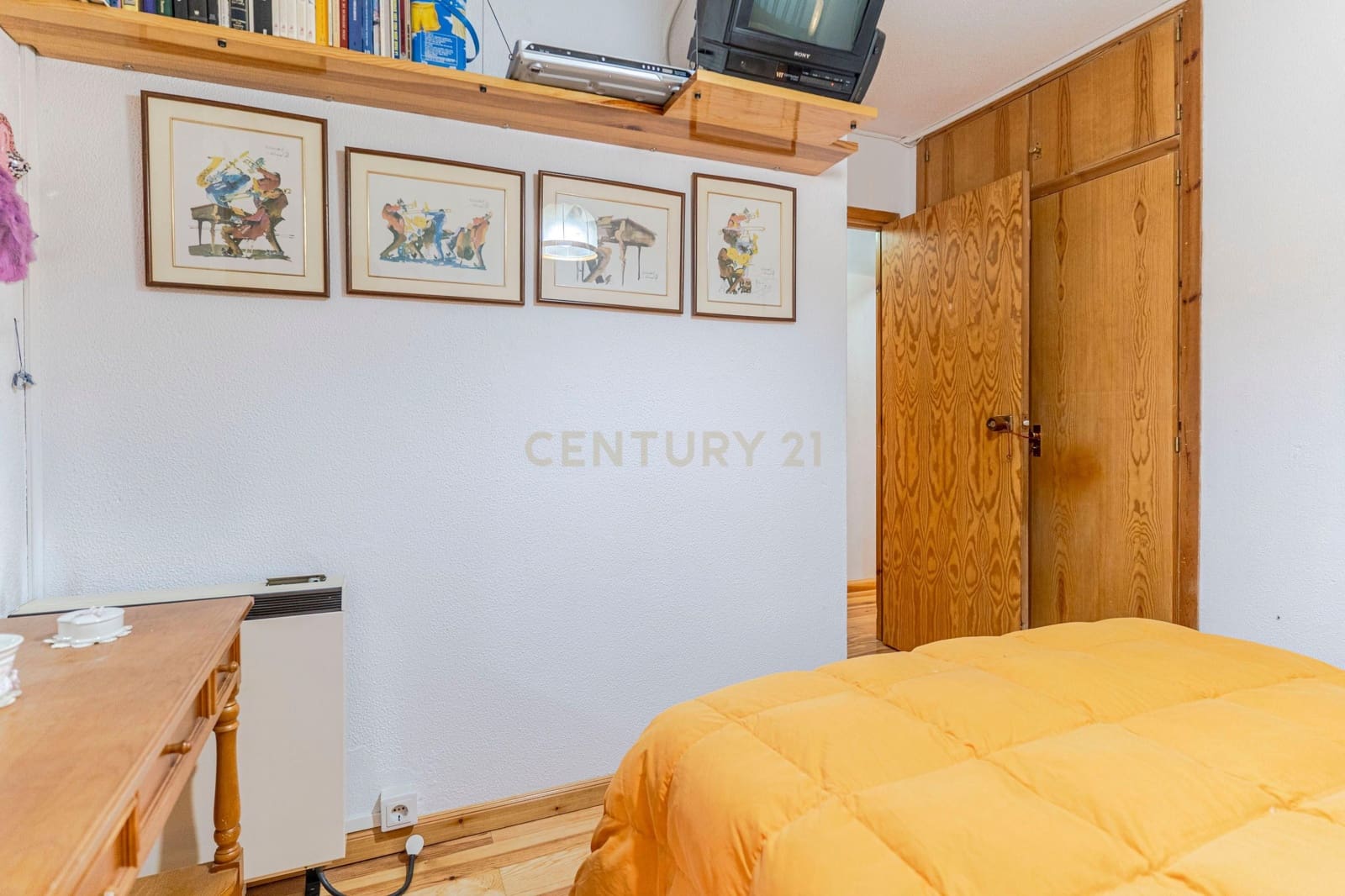 2 slaapkamer Appartement te koop in Sierra Nevada met garage - € 160.000 (Ref: 9409802)