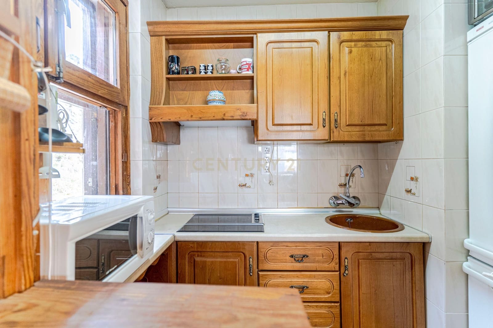 2 slaapkamer Appartement te koop in Sierra Nevada met garage - € 160.000 (Ref: 9409802)