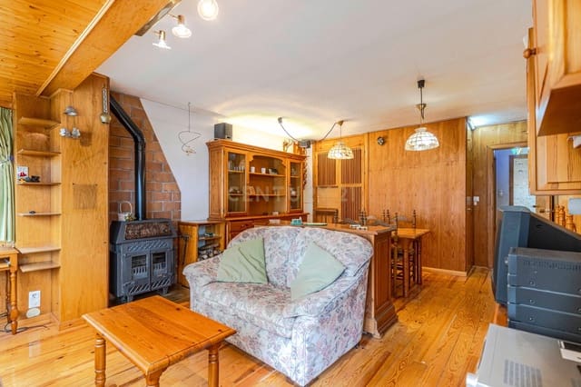 2 soveværelse Lejlighed til salg i Sierra Nevada, Monachil med garage - € 160.000 (Ref: 9409802)