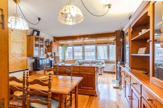 2 soveværelse Lejlighed til salg i Sierra Nevada, Monachil med garage - € 160.000 (Ref: 9409802)