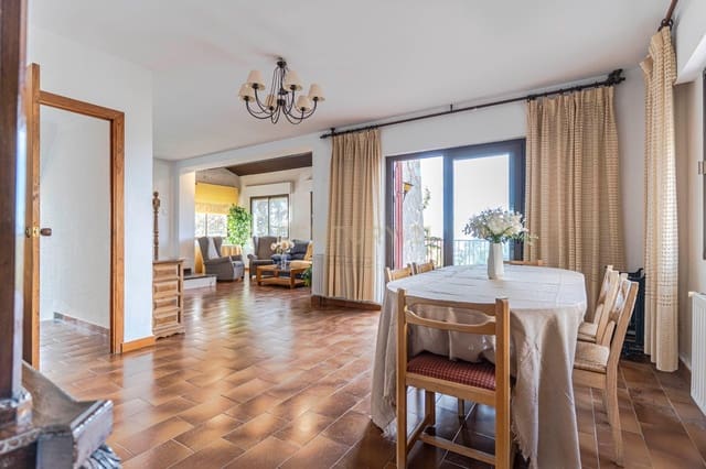 4 soveværelse Villa til salg i La Zubia - € 280.000 (Ref: 9410318)