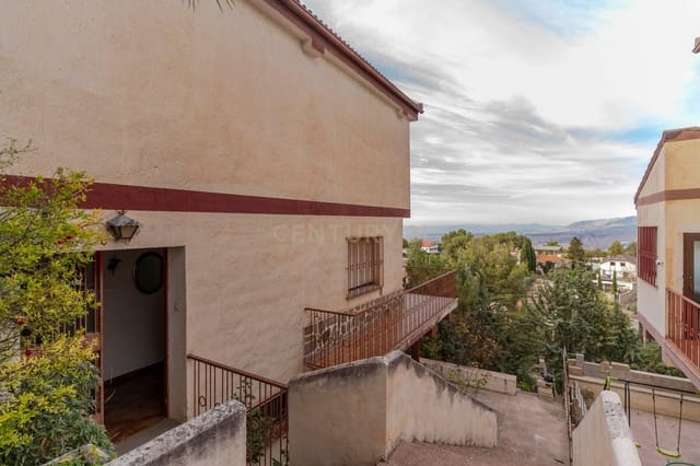 4 soveværelse Villa til salg i La Zubia - € 280.000 (Ref: 9410318)