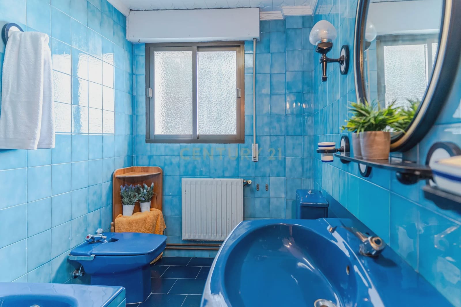 4 makuuhuone Huvila myytävänä paikassa La Zubia - 280 000 € (Ref: 9410318)