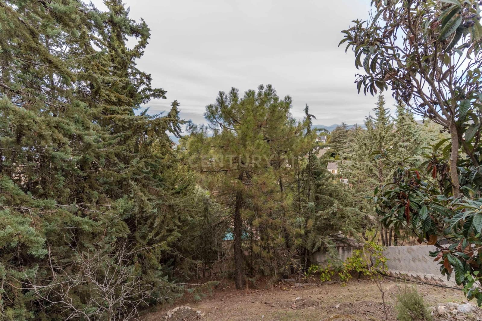 4 makuuhuone Huvila myytävänä paikassa La Zubia - 280 000 € (Ref: 9410318)