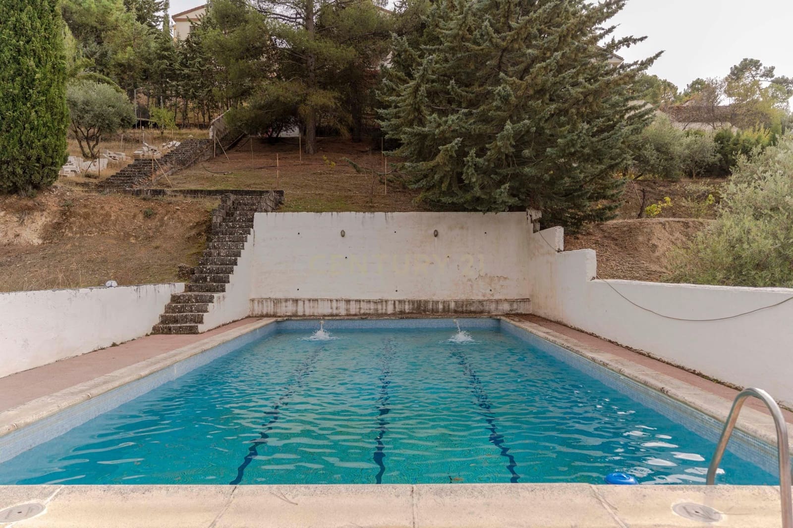 4 makuuhuone Huvila myytävänä paikassa La Zubia - 280 000 € (Ref: 9410318)