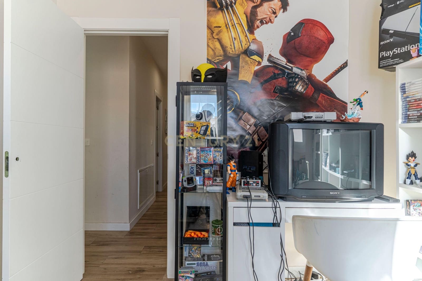 4 soveværelse Villa til salg i Dilar med swimmingpool garage - € 439.900 (Ref: 9412974)