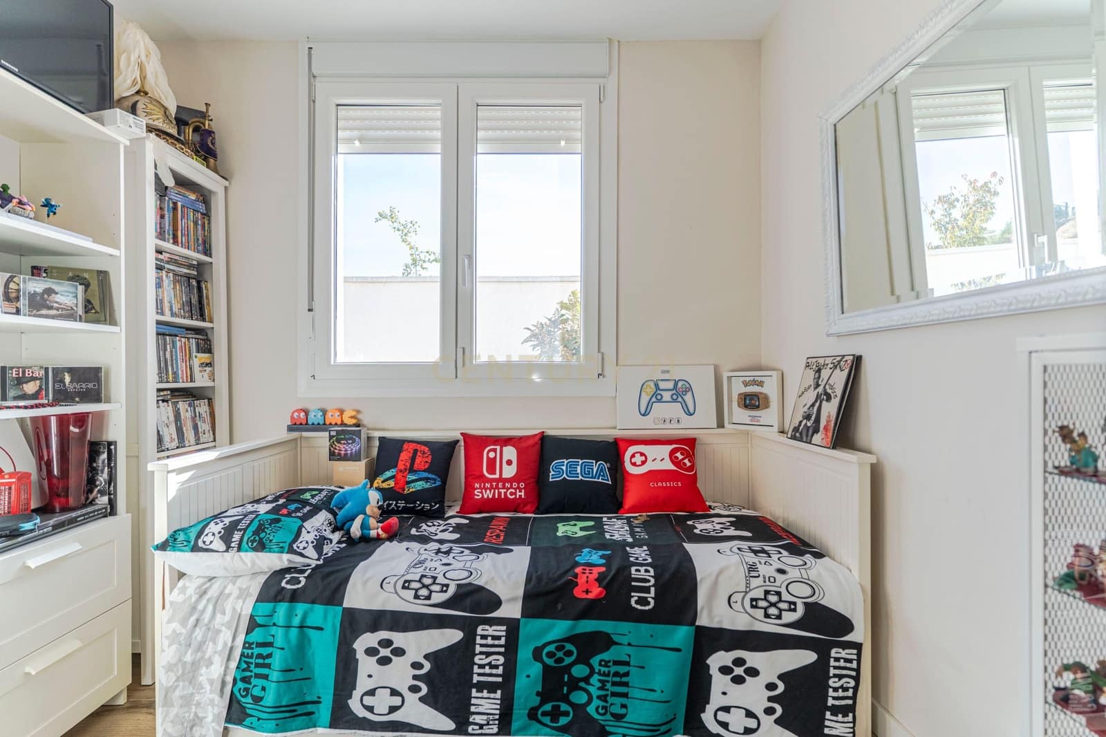 4 soveværelse Villa til salg i Dilar med swimmingpool garage - € 439.900 (Ref: 9412974)