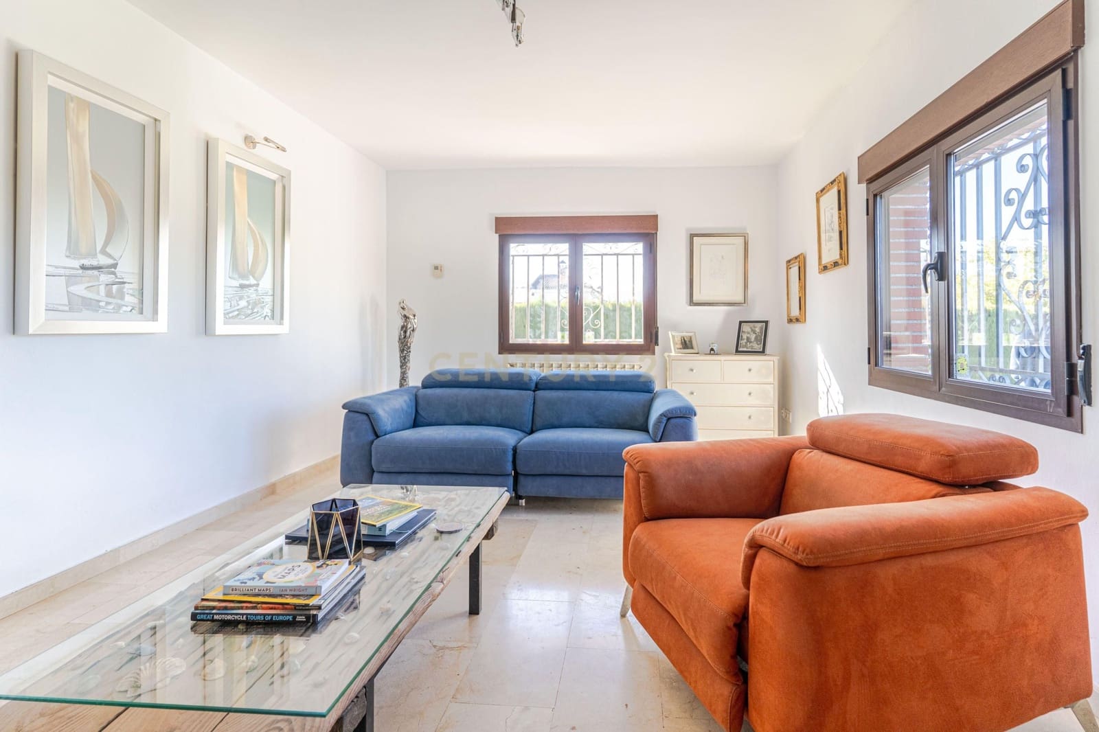 5 bedroom Villa for sale in Gojar with pool - € 625,000 (Ref: 9412975)