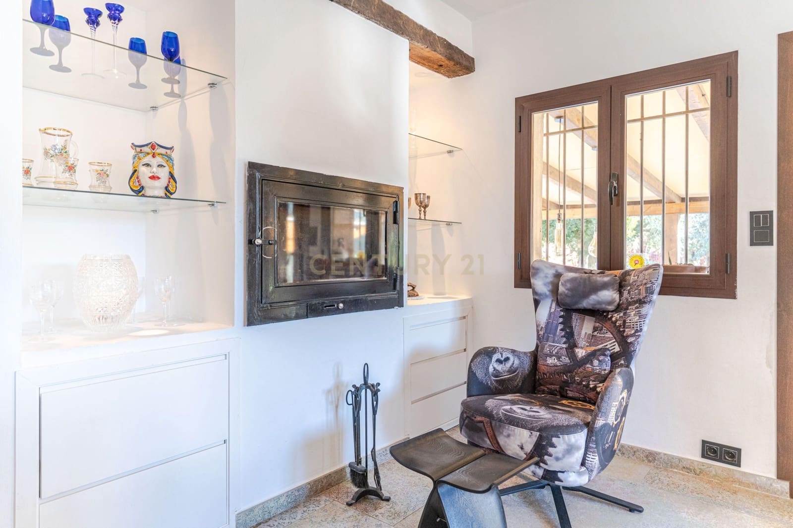 5 bedroom Villa for sale in Gojar with pool - € 625,000 (Ref: 9412975)